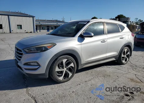 2017 Hyundai Tucson Limited из США, поврежденный, VIN KM8J33A25HU493669